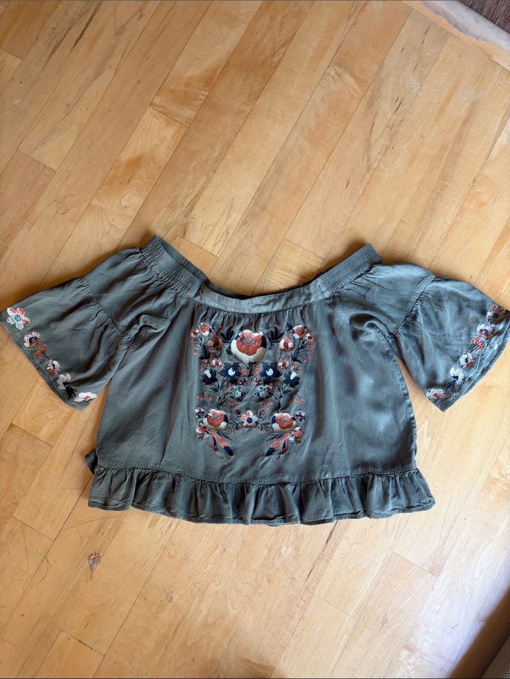 UMGEE Boho Cottagecore Granola Embroidered Top Off-Shoulder Floral Cropped MED